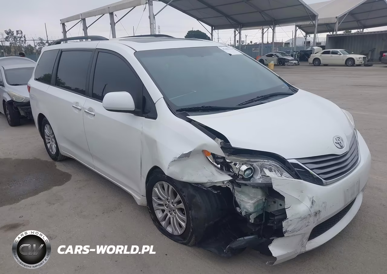 2015 Toyota Sienna Xle Premium 8 Passenger