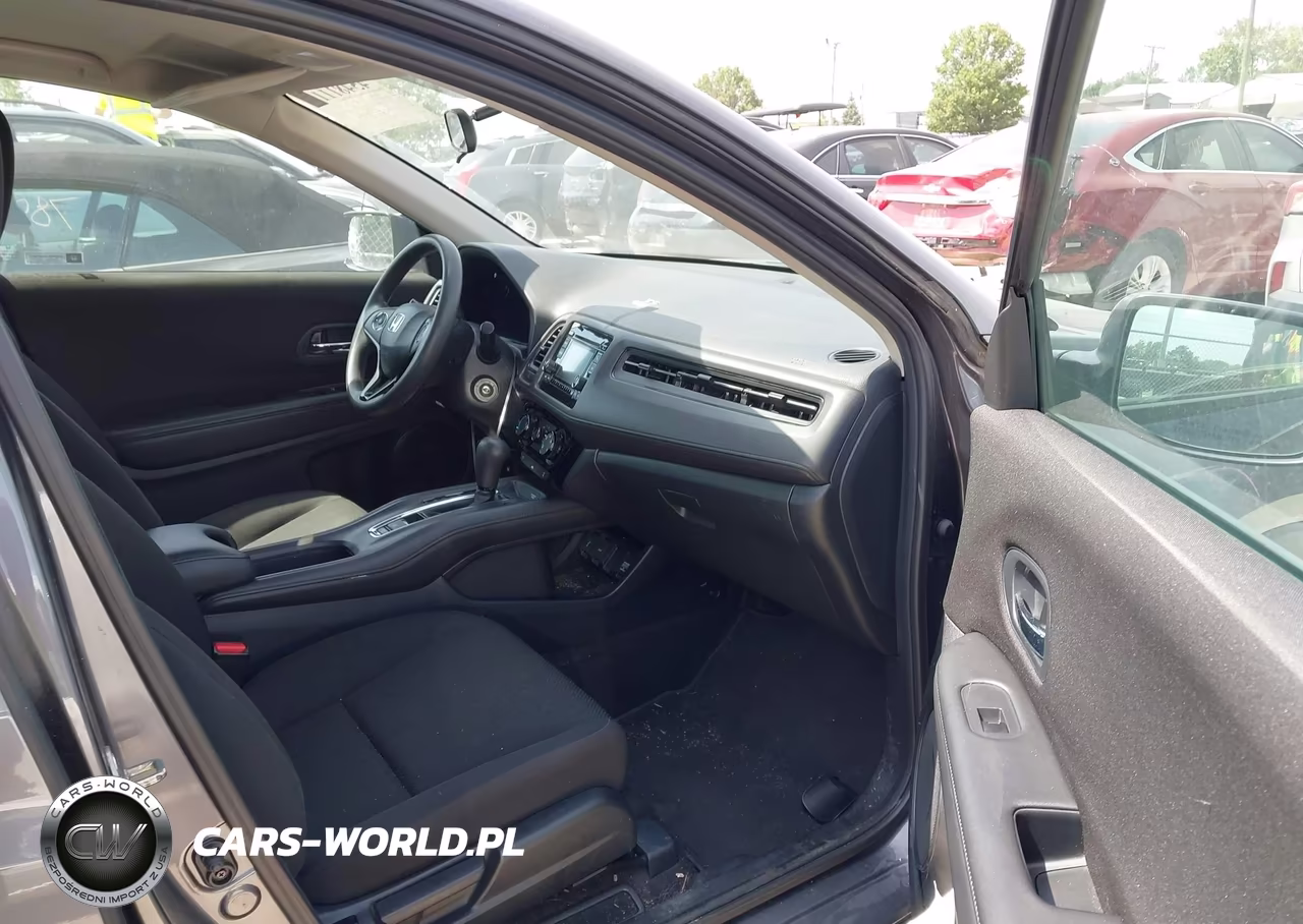 2017 Honda Hr-V Lx VIN:3CZRU6H36HG703133 - 5