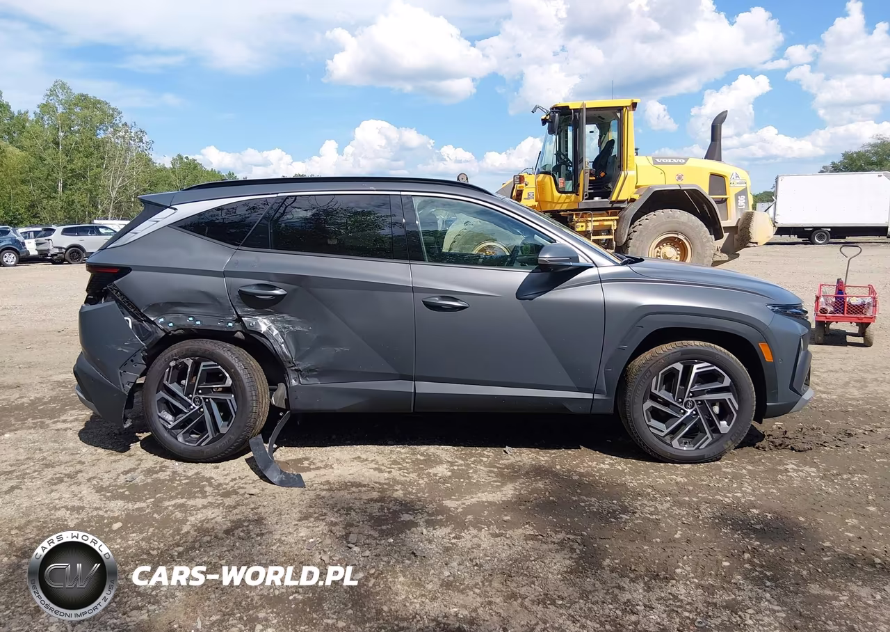 2025 Hyundai Tucson Limited VIN:5NMJECDE2SH575295 - 13