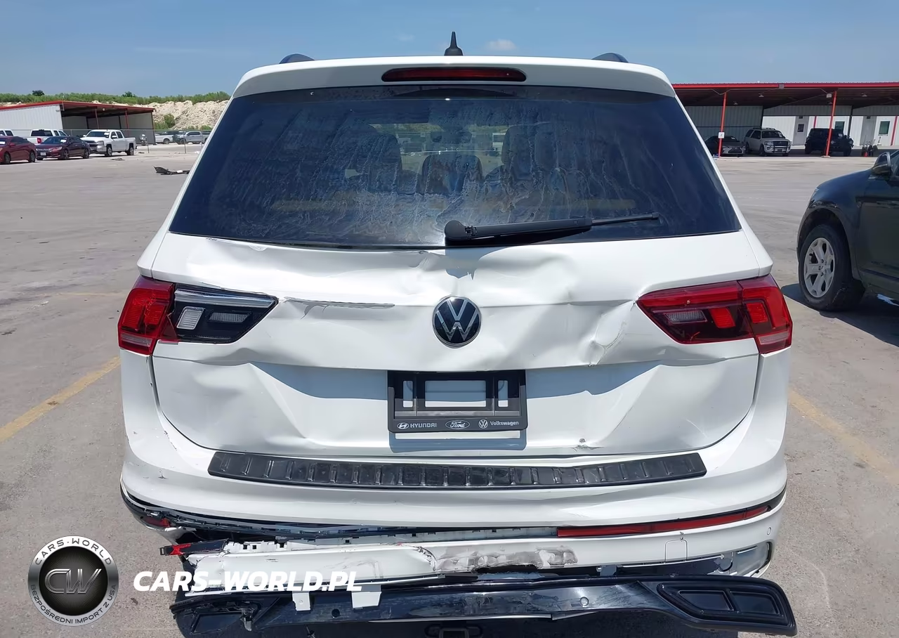 2023 Volkswagen Tiguan 2.0T Se R-Line Black VIN:3VVCB7AX7PM093653 - 16