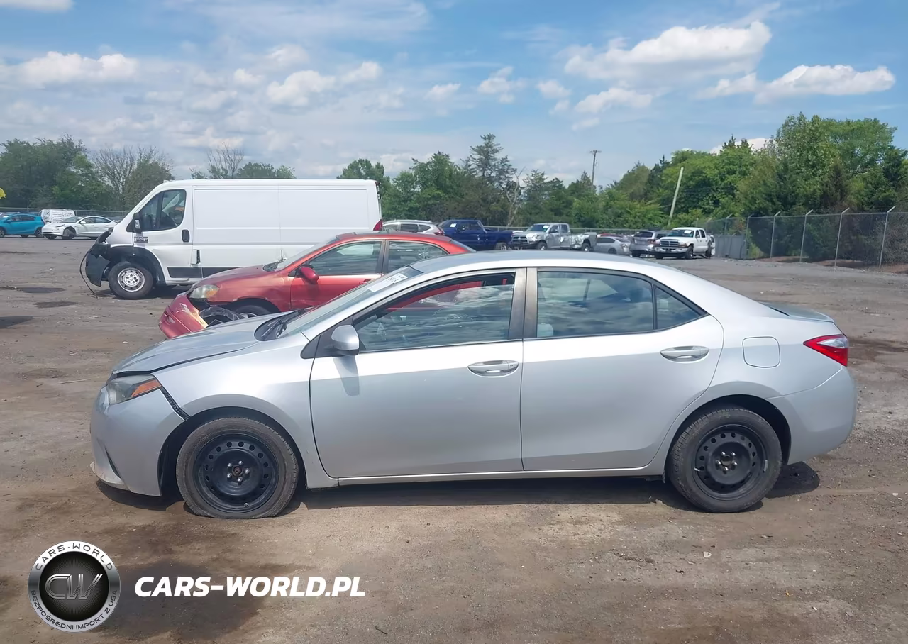 2016 Toyota Corolla Le VIN:2T1BURHE1GC589268 - 14