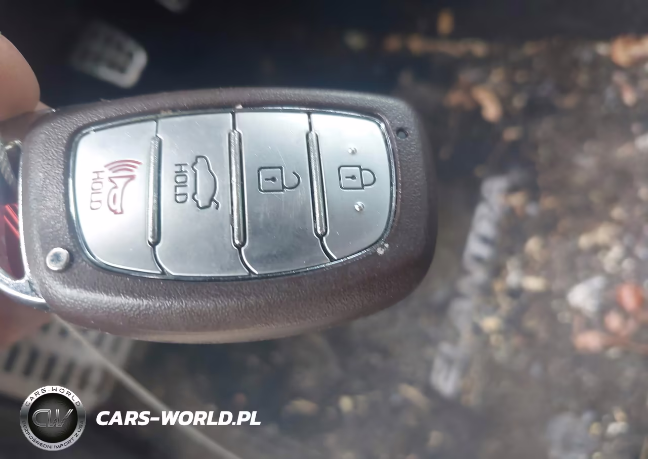 2018 Hyundai Elantra Sport VIN:KMHD04LB4JU721840 - 11