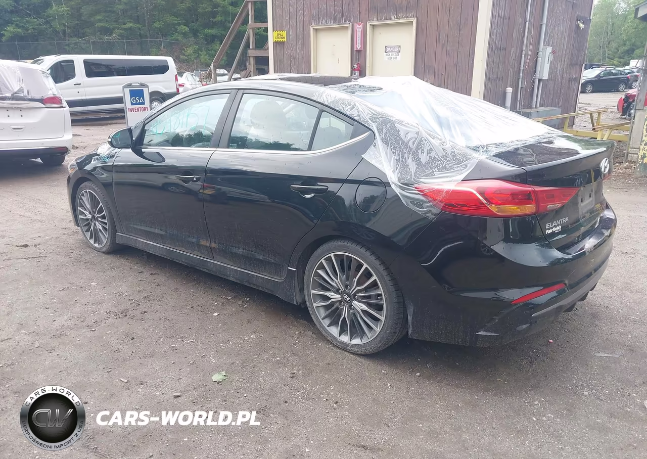 2018 Hyundai Elantra Sport VIN:KMHD04LB4JU721840 - 3