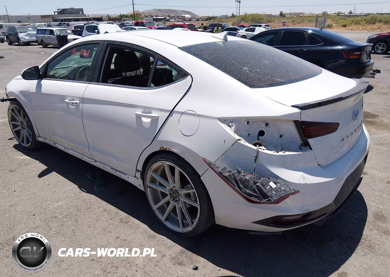 2020 Hyundai Elantra Sport VIN:KMHD04LBXLU012316 - 3