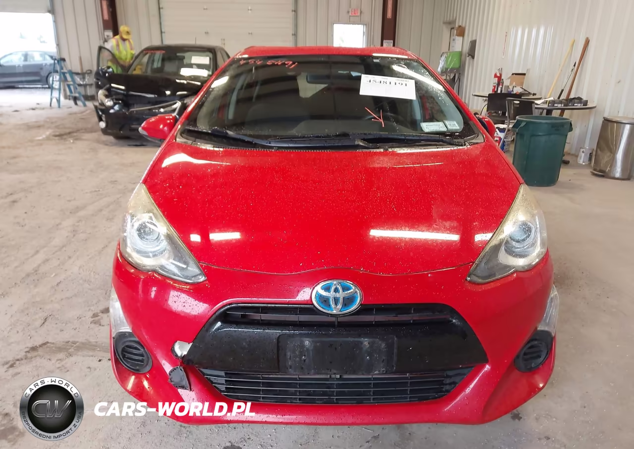 2015 Toyota Prius C Two VIN:JTDKDTB36F1100709 - 12