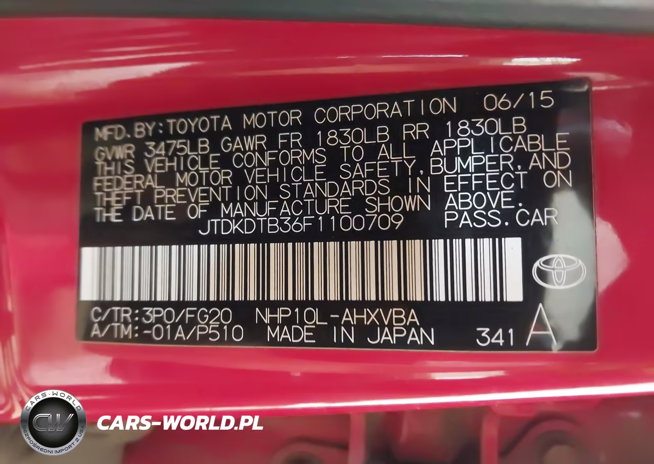 2015 Toyota Prius C Two VIN:JTDKDTB36F1100709 - 9