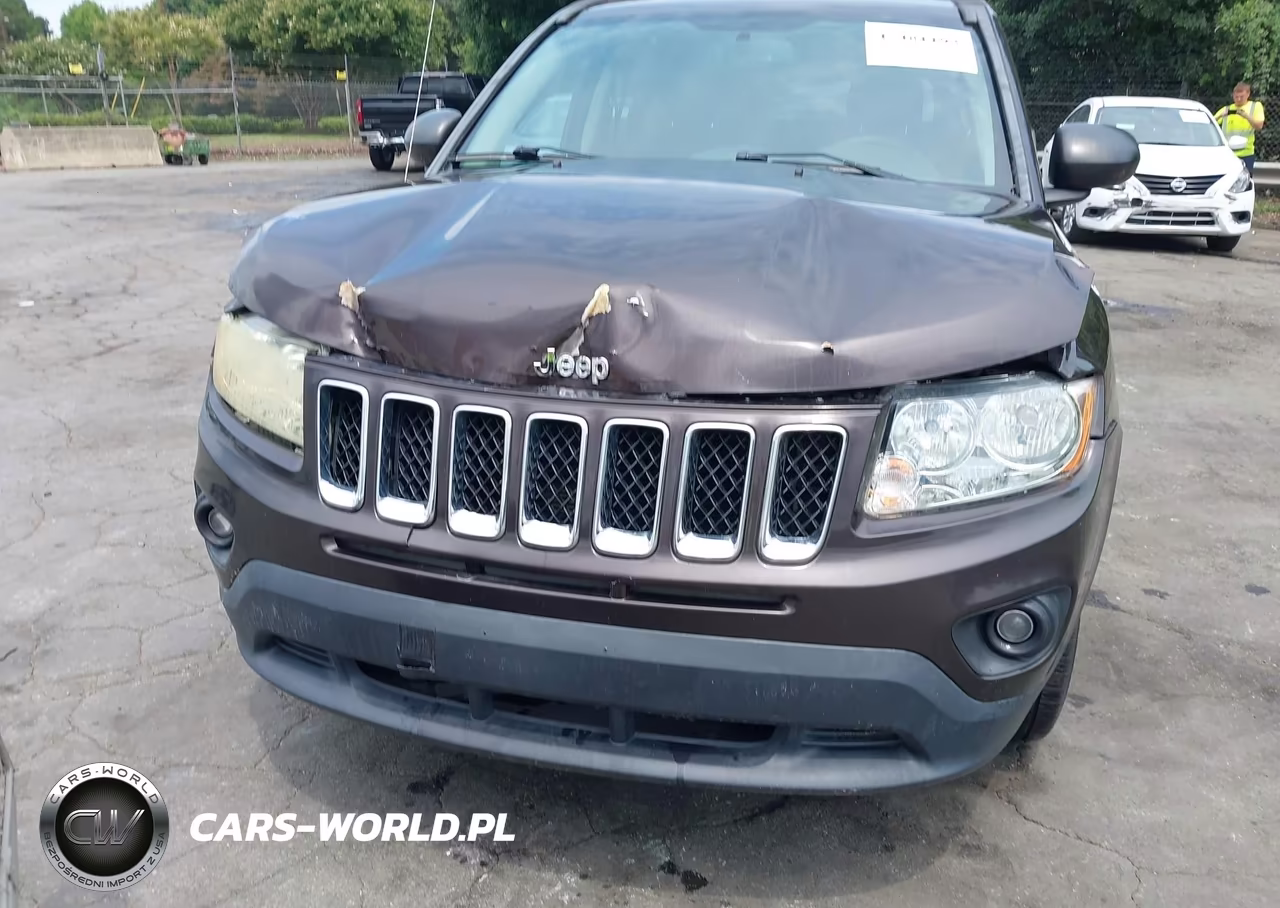 2014 Jeep Compass Sport VIN:1C4NJCBA8ED642332 - 12