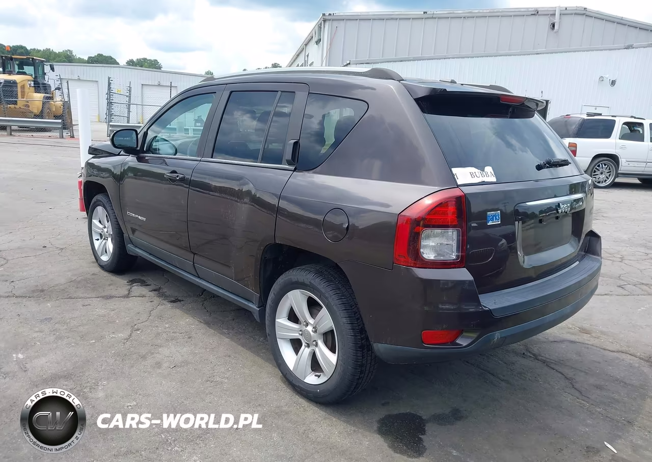2014 Jeep Compass Sport VIN:1C4NJCBA8ED642332 - 3