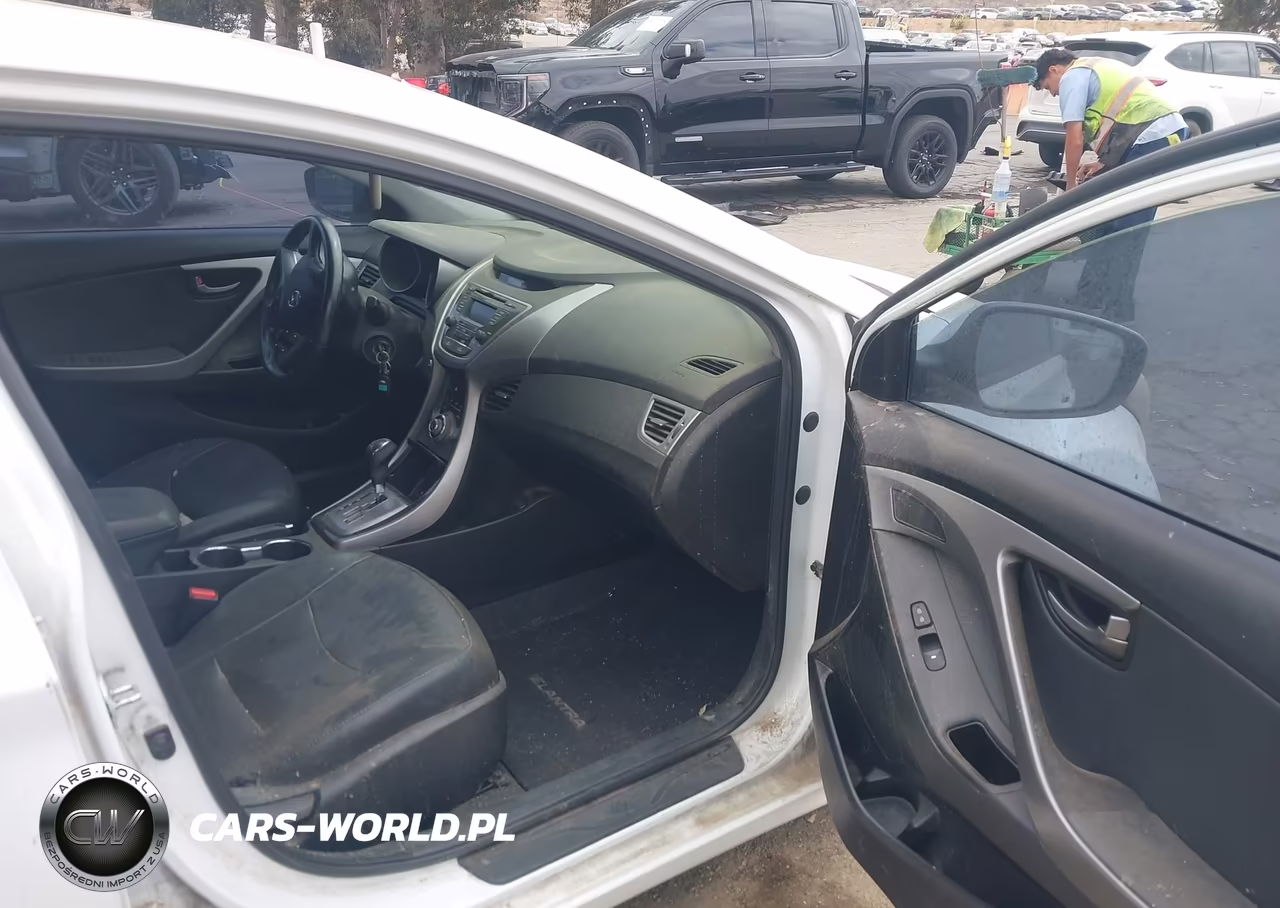 2013 Hyundai Elantra Limited VIN:5NPDH4AE8DH436471 - 5