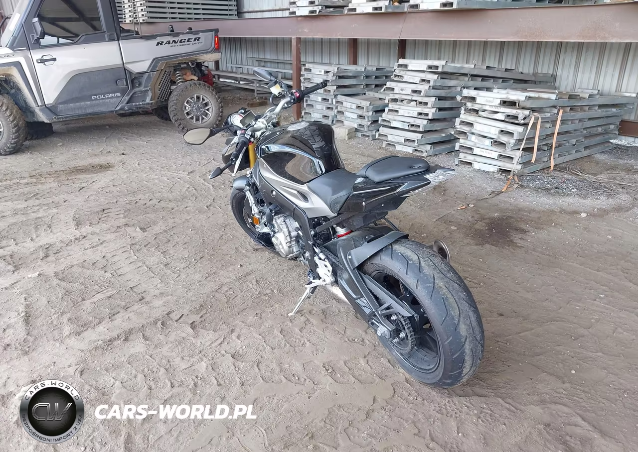 2016 BMW S 1000 R VIN:WB10D1205GZ696851 - 3