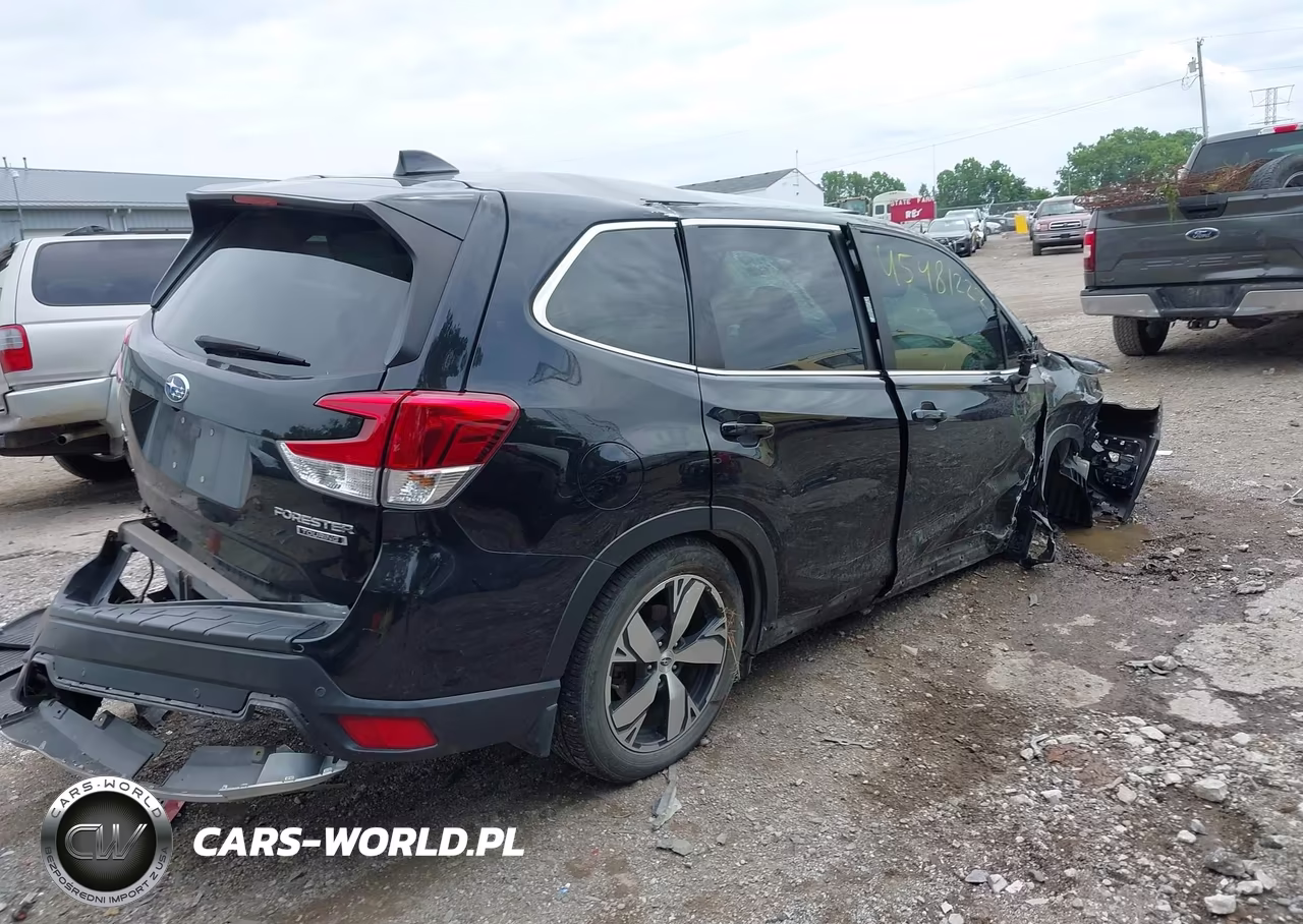 2020 Subaru Forester Touring VIN:JF2SKAXC5LH531159 - 4