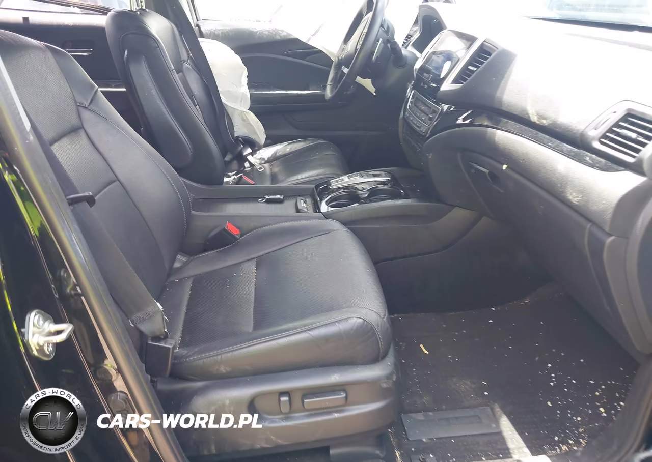 2017 Honda Pilot Elite VIN:5FNYF6H08HB100305 - 5