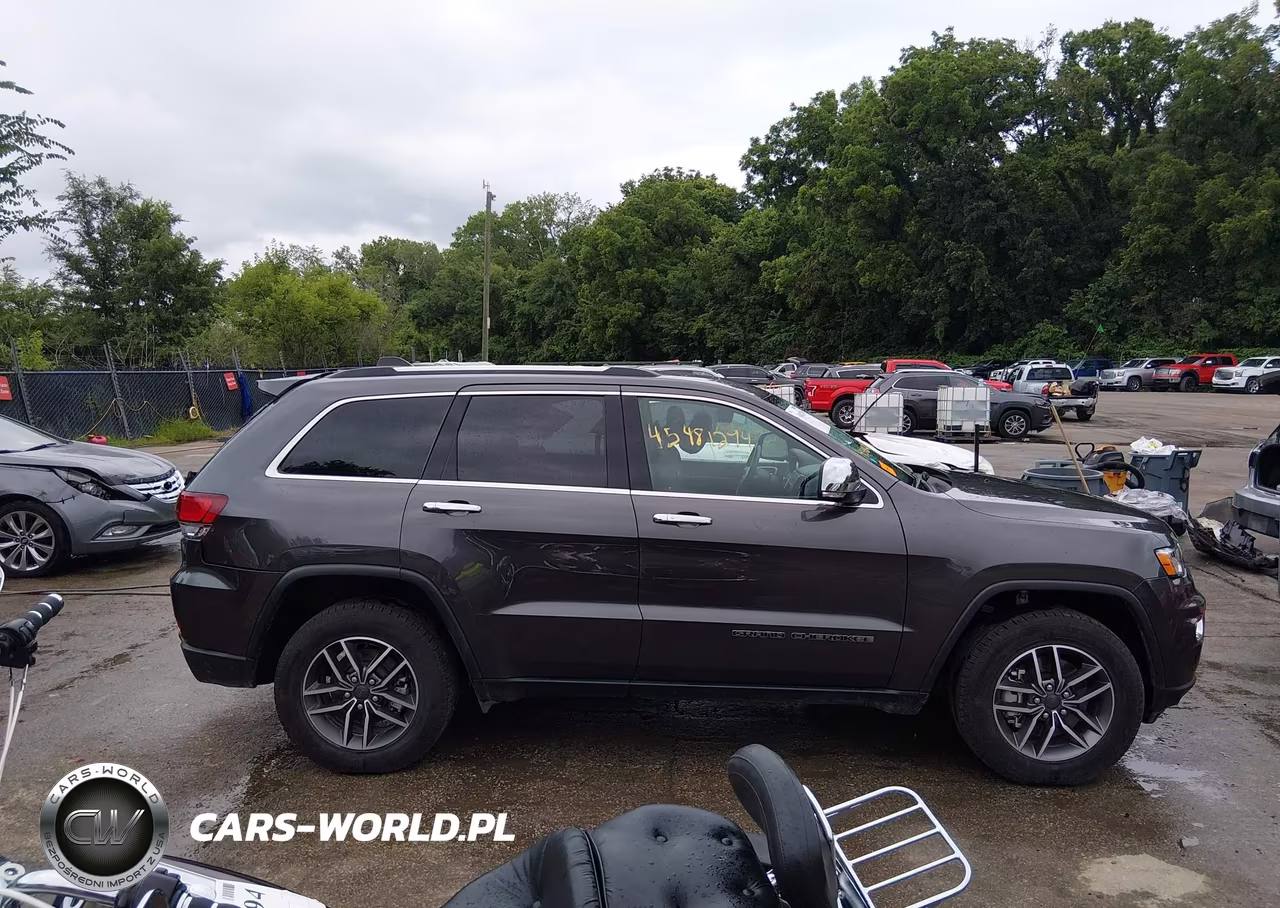 2021 Jeep Grand Cherokee Limited 4X4 VIN:1C4RJFBG1MC711423 - 12