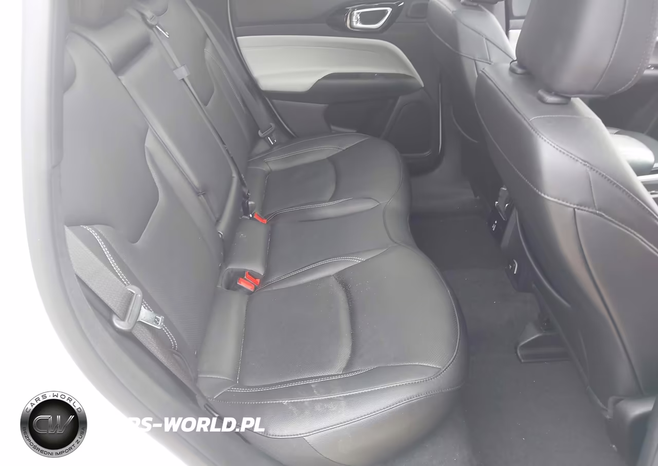 2025 Jeep Compass Limited 4X4 VIN:3C4NJDCNXST534484 - 8