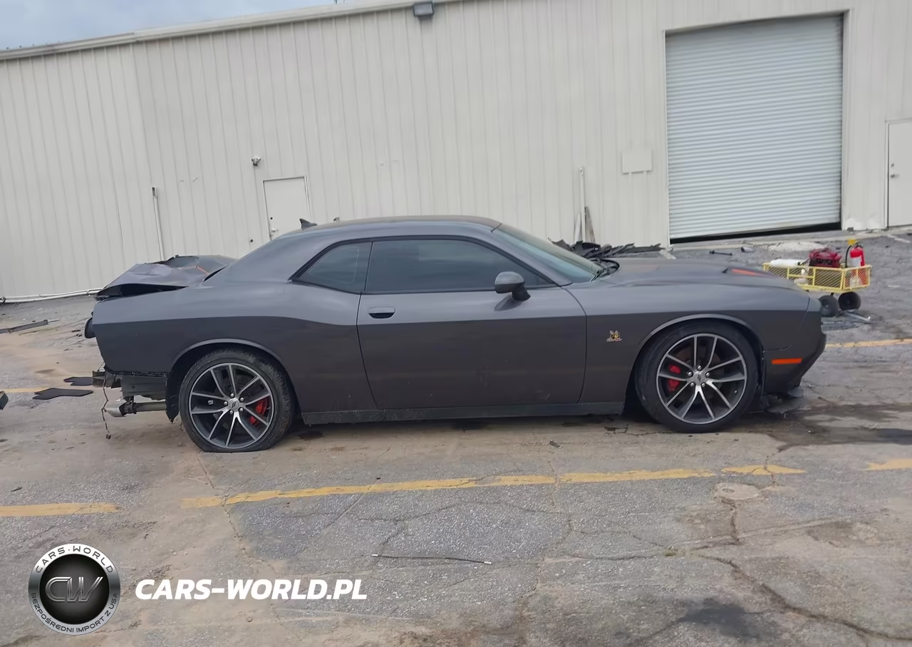 2017 Dodge Challenger R-T Scat Pack VIN:2C3CDZFJ6HH598404 - 13