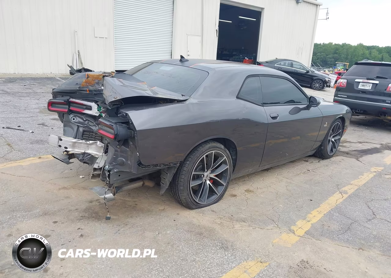 2017 Dodge Challenger R-T Scat Pack VIN:2C3CDZFJ6HH598404 - 4