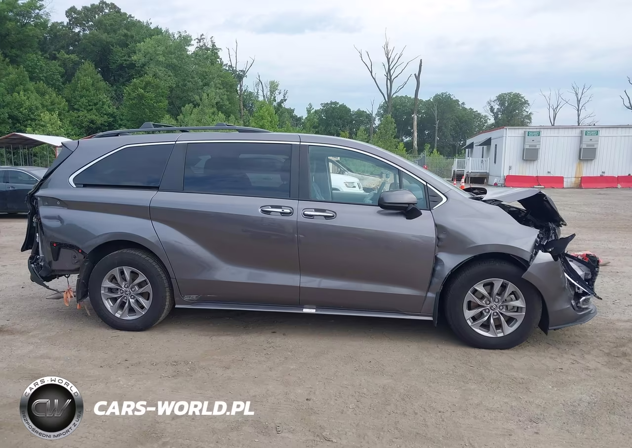 2022 Toyota Sienna Xle VIN:5TDYRKEC3NS123027 - 13