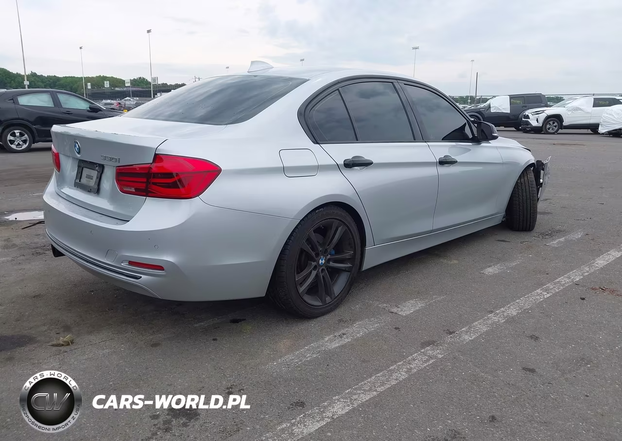 2017 BMW 3 Series 330I VIN:WBA8B9G32HNU56918 - 4