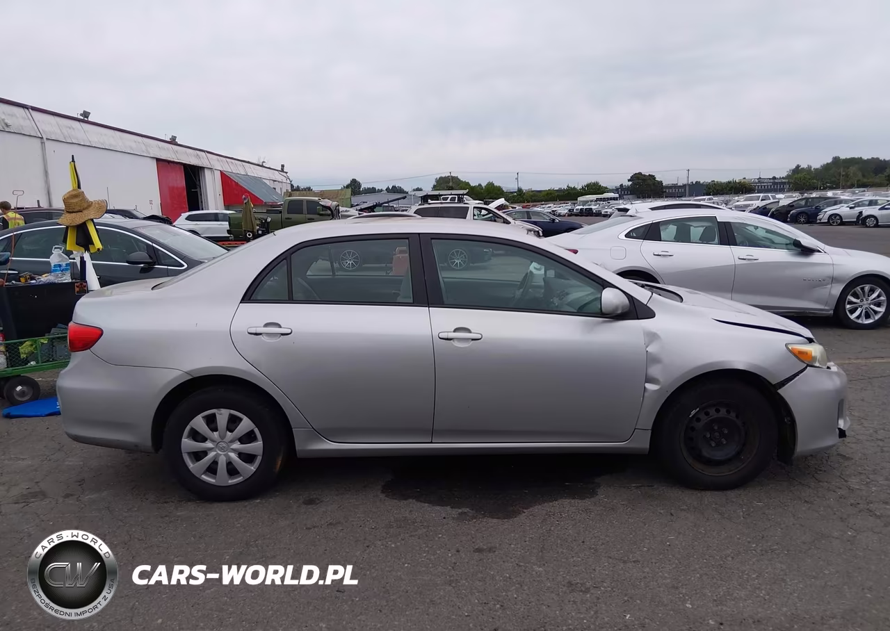 2011 Toyota Corolla Le VIN:2T1BU4EE1BC667581 - 13
