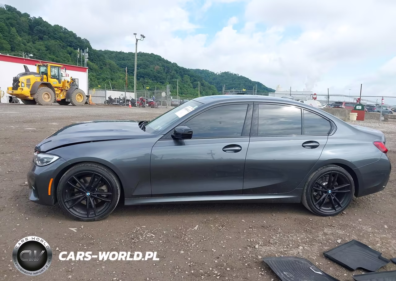 2021 BMW 330I xDrive VIN:3MW5R7J05M8B72262 - 14