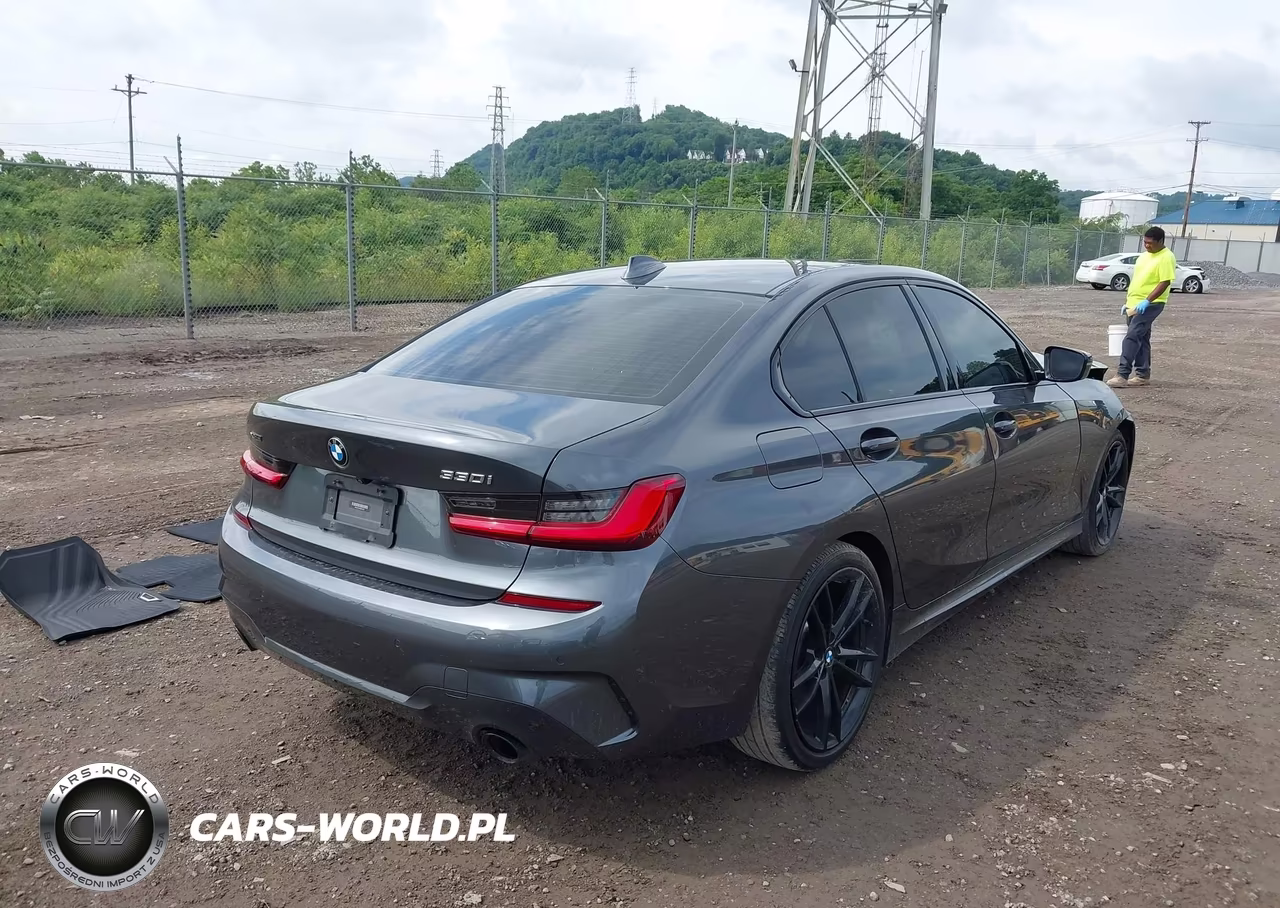 2021 BMW 330I xDrive VIN:3MW5R7J05M8B72262 - 4