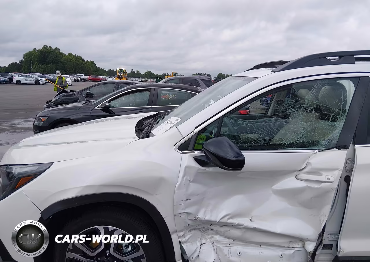 2024 Subaru Ascent Limited 7-Passenger VIN:4S4WMAUD7R3420279 - 6