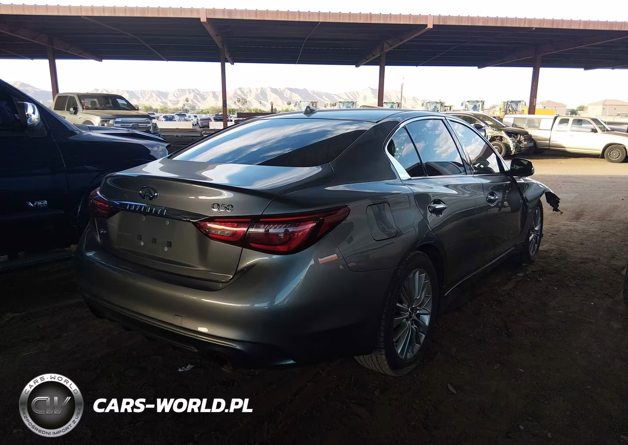 2018 Infiniti Q50 3.0T Luxe VIN:JN1EV7AR3JM436660 - 4