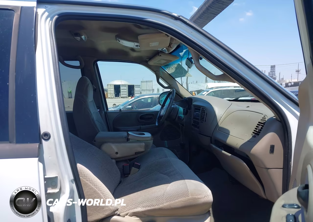 2001 Ford F-150 Harley-Davidson Edition-King Ranch Edition-Lariat-Xlt VIN:1FTRW07W71KE91821 - 5