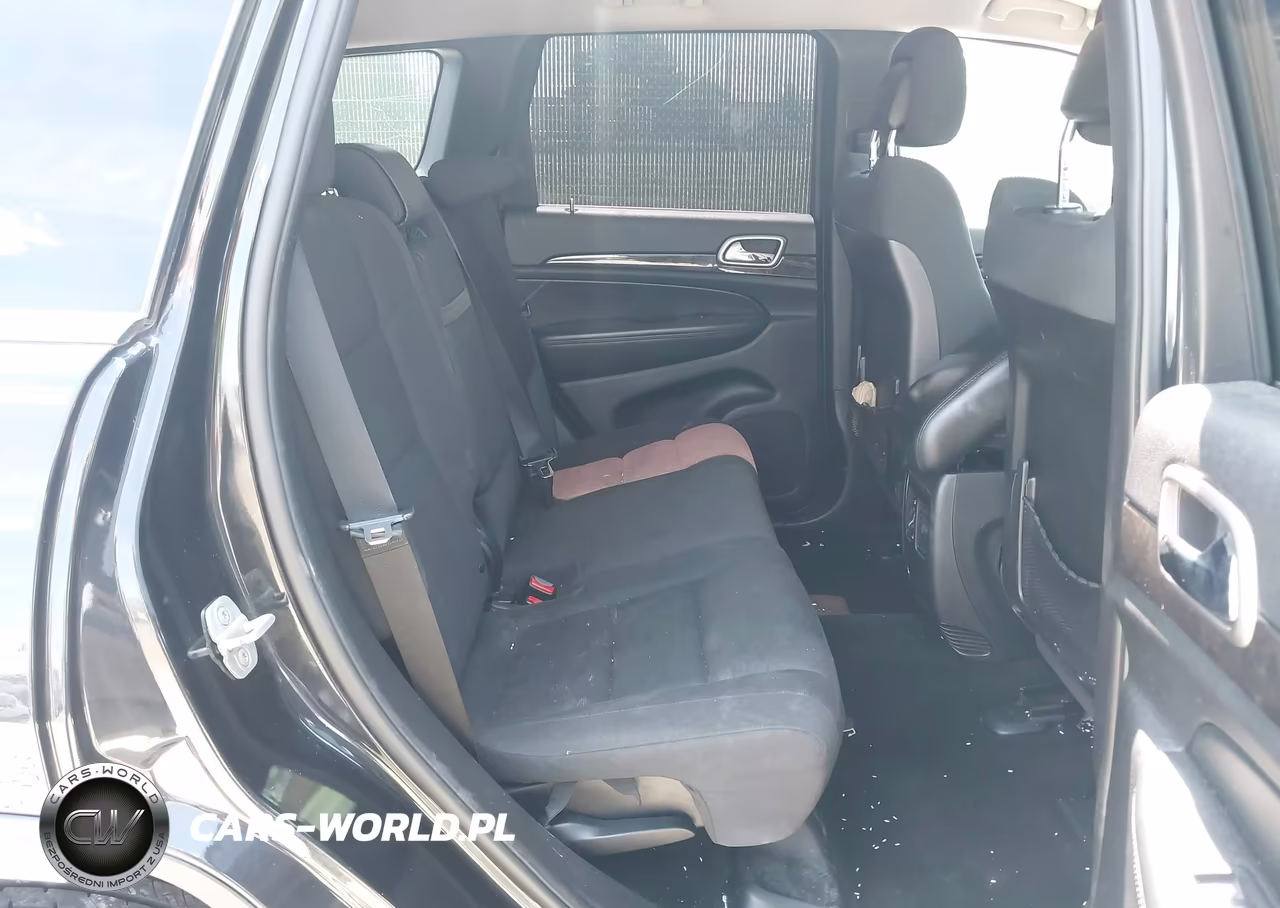 2012 Jeep Grand Cherokee Laredo VIN:1C4RJFAG3CC340894 - 8
