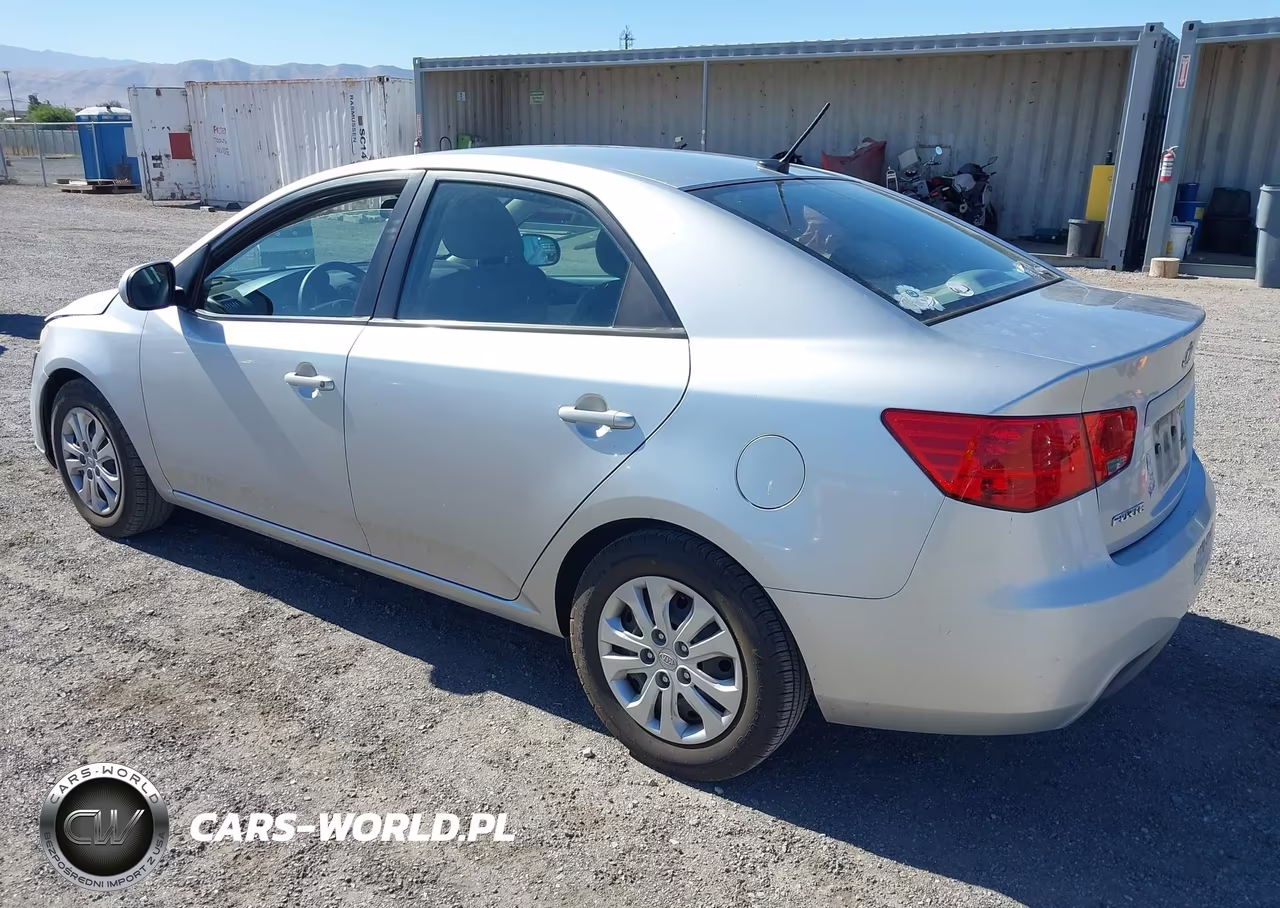 2011 Kia Forte Lx VIN:KNAFT4A28B5359463 - 3