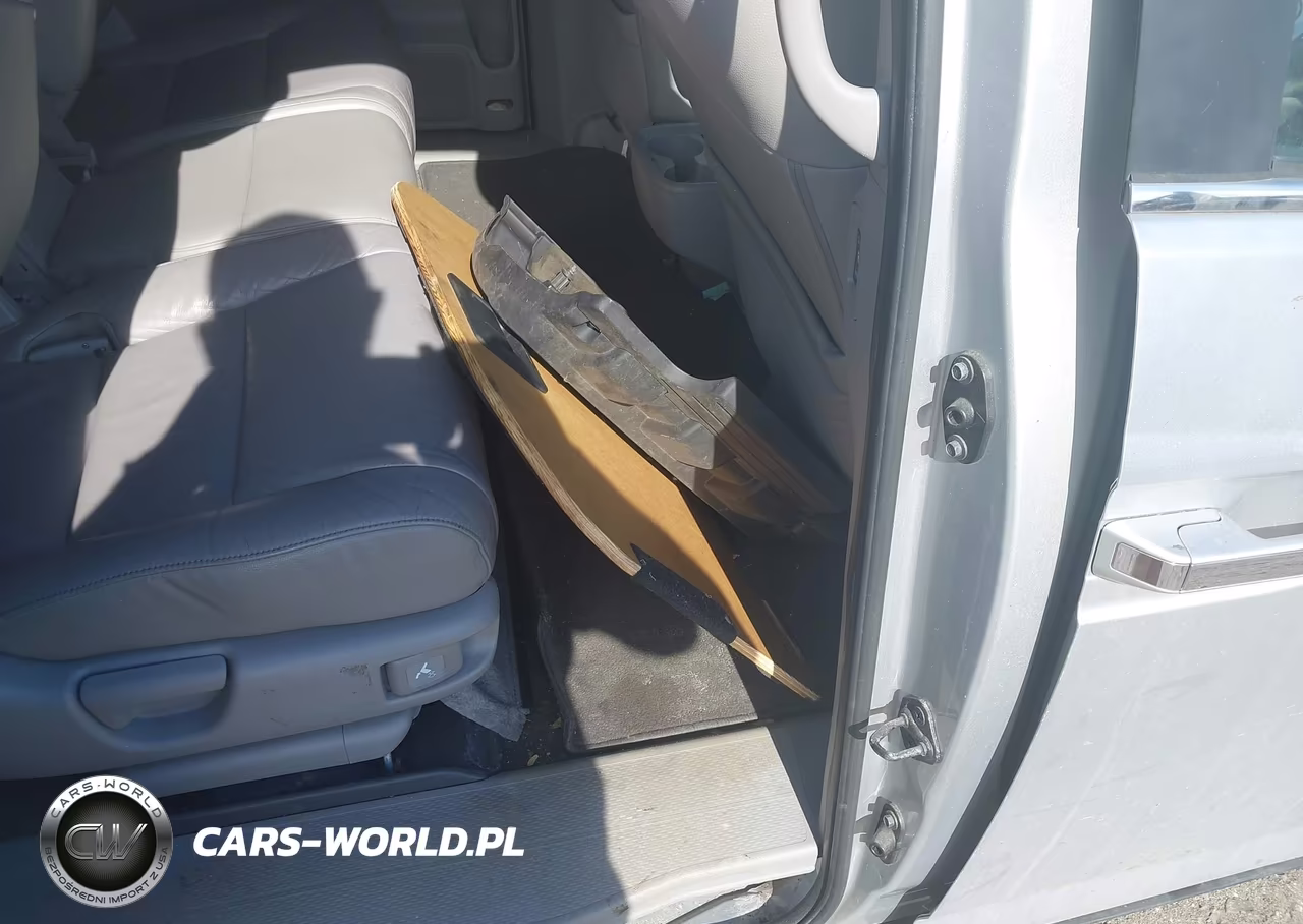 2013 Honda Odyssey Ex-L VIN:5FNRL5H68DB053802 - 11