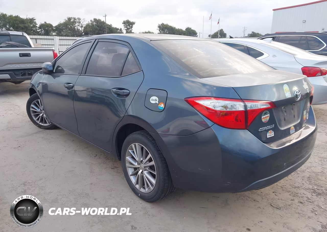 2015 Toyota Corolla Le Plus VIN:5YFBURHE6FP310864 - 3