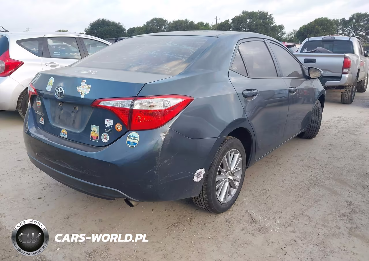2015 Toyota Corolla Le Plus VIN:5YFBURHE6FP310864 - 4