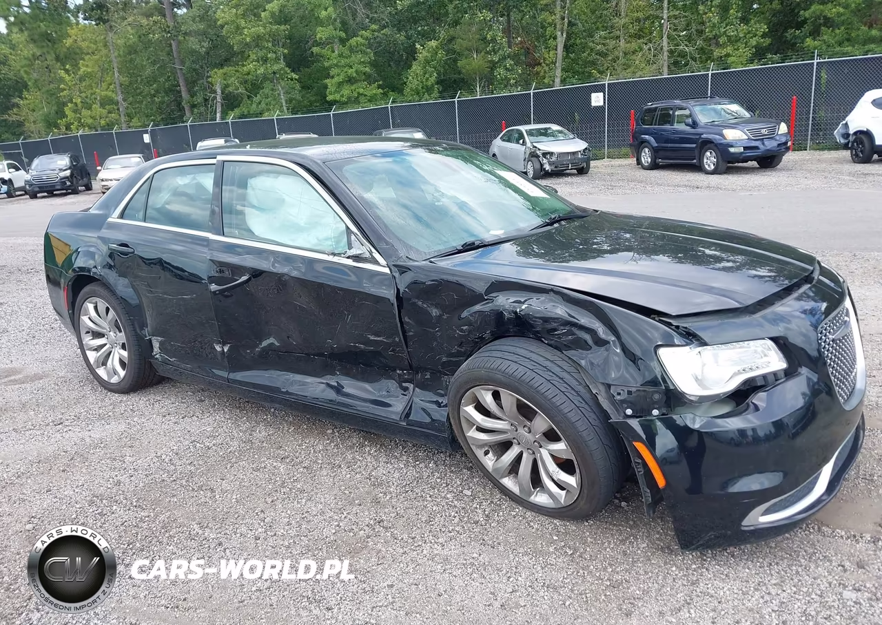 2019 Chrysler 300 Touring – zdjęcie 1 z 16