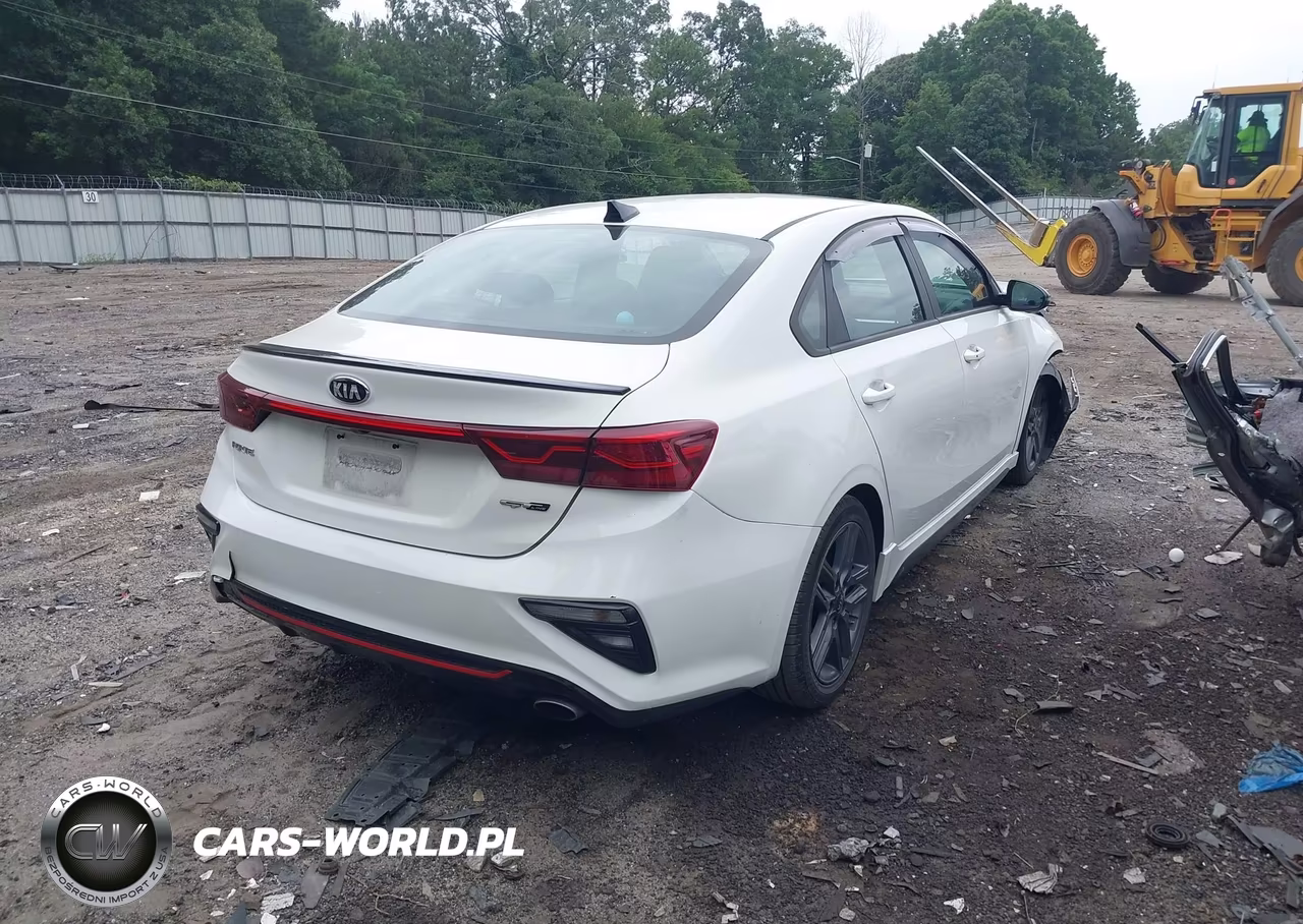 2021 Kia Forte Gt-Line VIN:3KPF34ADXME278458 - 4