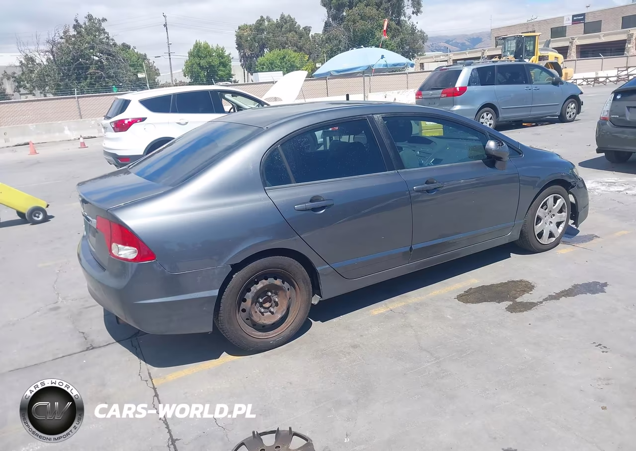 2010 Honda Civic Lx VIN:2HGFA1F5XAH330307 - 4
