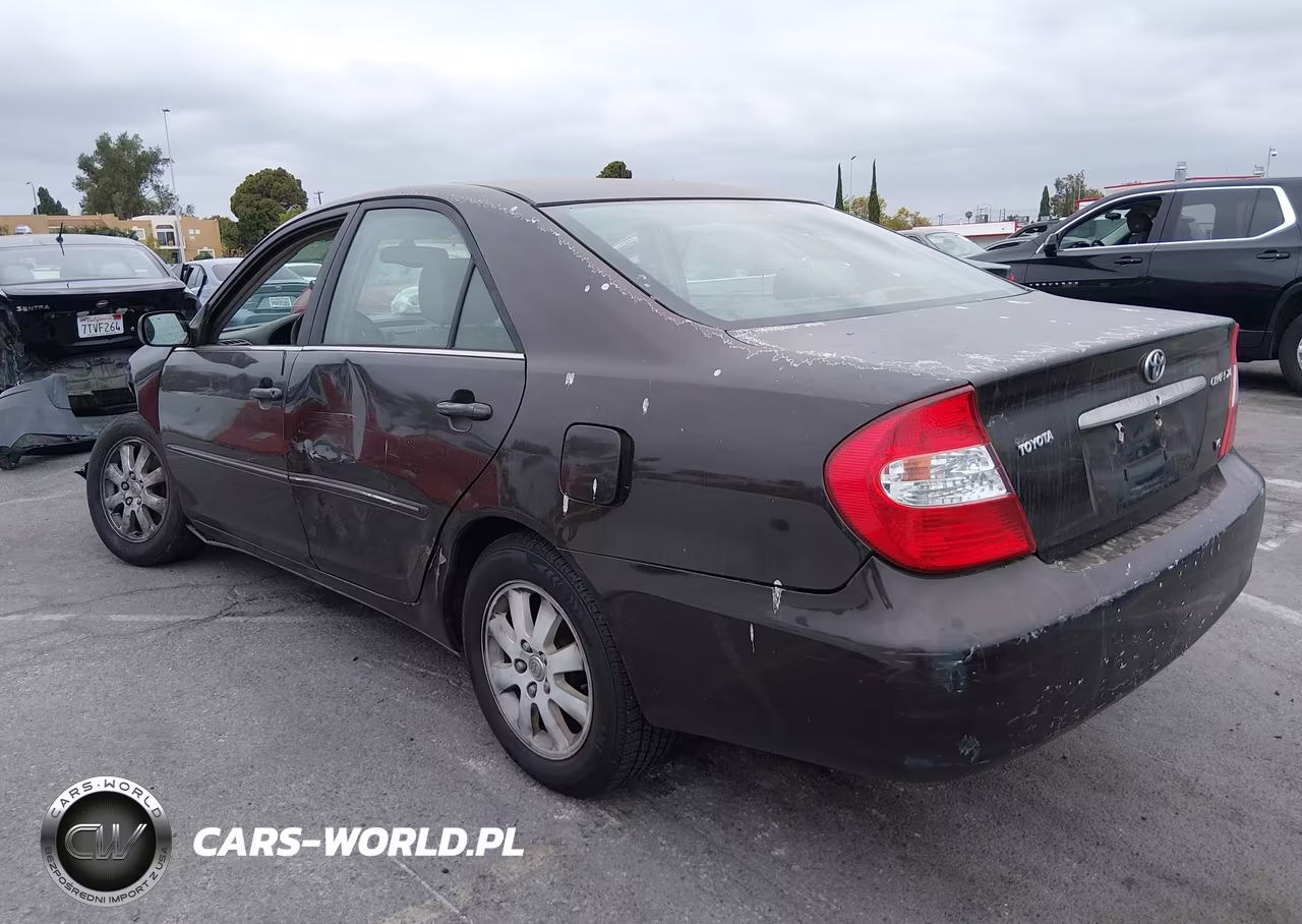 2003 Toyota Camry Xle V6 VIN:4T1BF32K33U551085 - 3