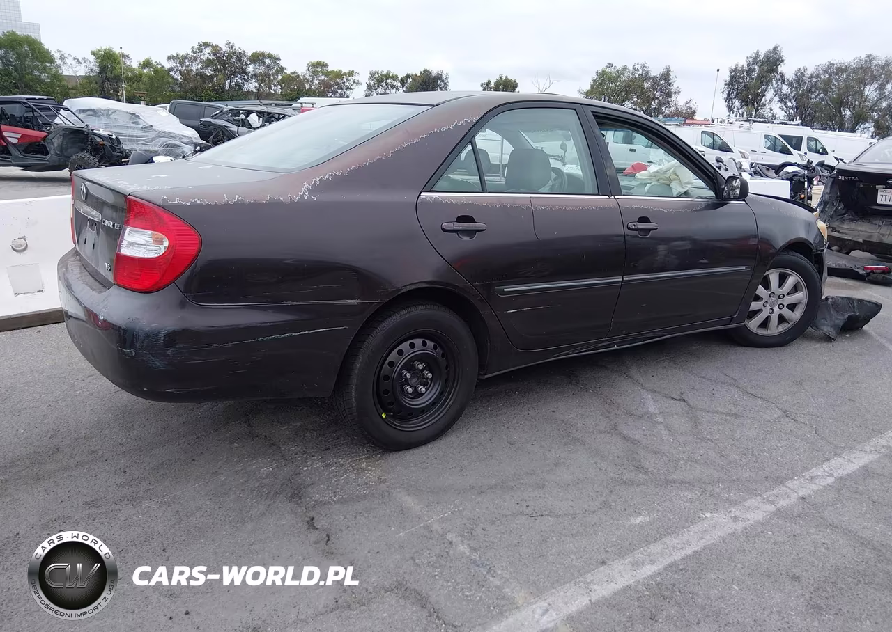 2003 Toyota Camry Xle V6 VIN:4T1BF32K33U551085 - 4