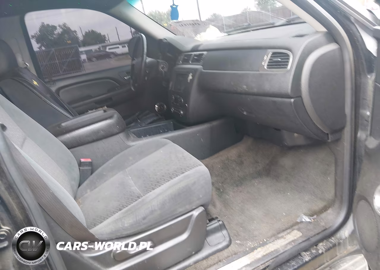 2007 Chevrolet Suburban Lt VIN:1GNFK16307J350106 - 5