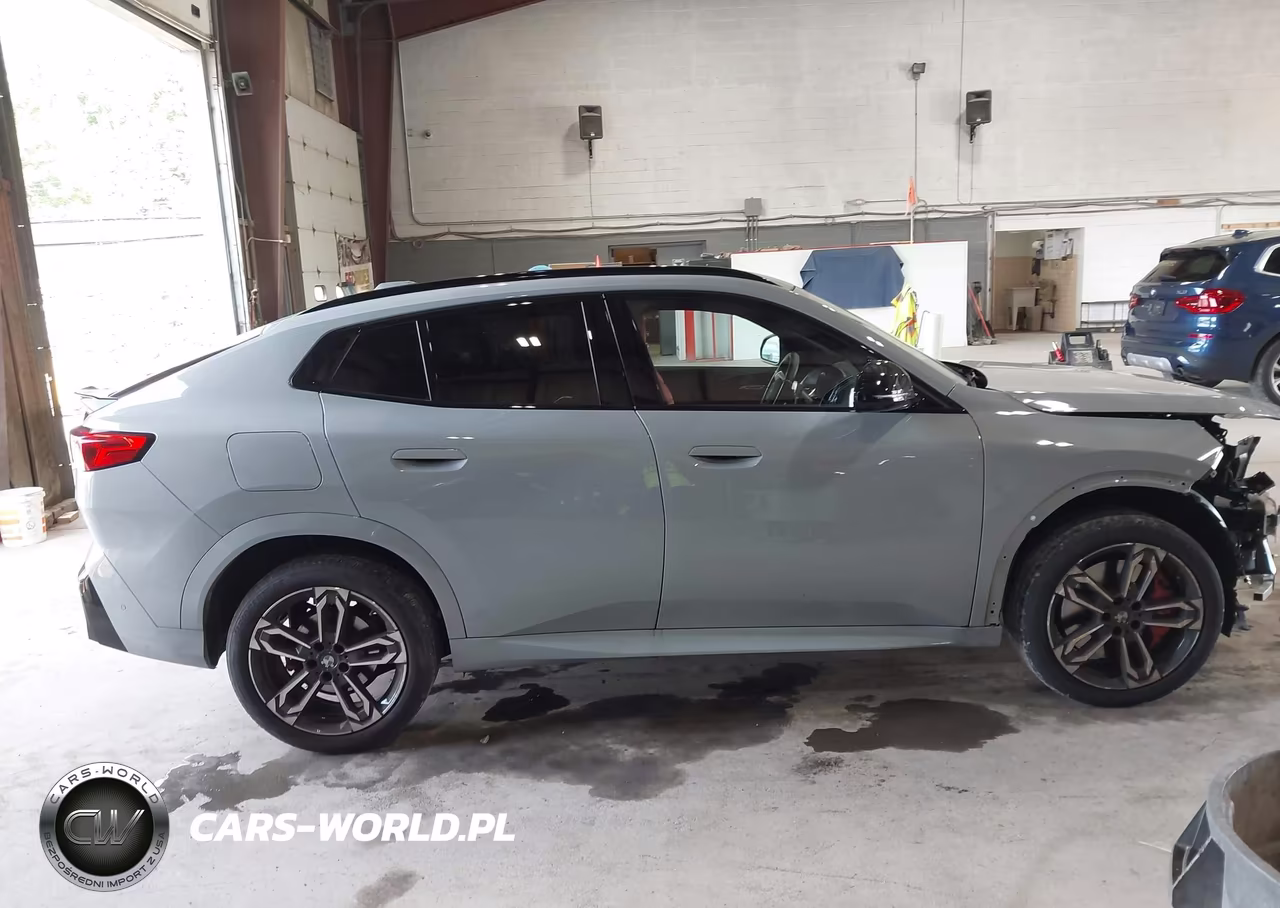 2025 BMW X2 xDrive28I VIN:WBX63GM04S5081646 - 13
