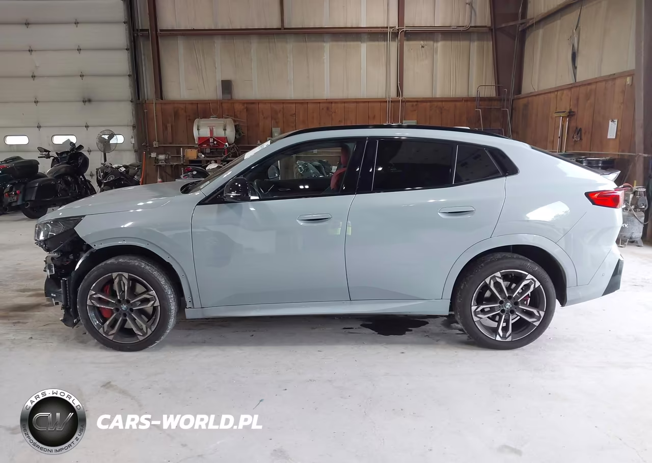 2025 BMW X2 xDrive28I VIN:WBX63GM04S5081646 - 14