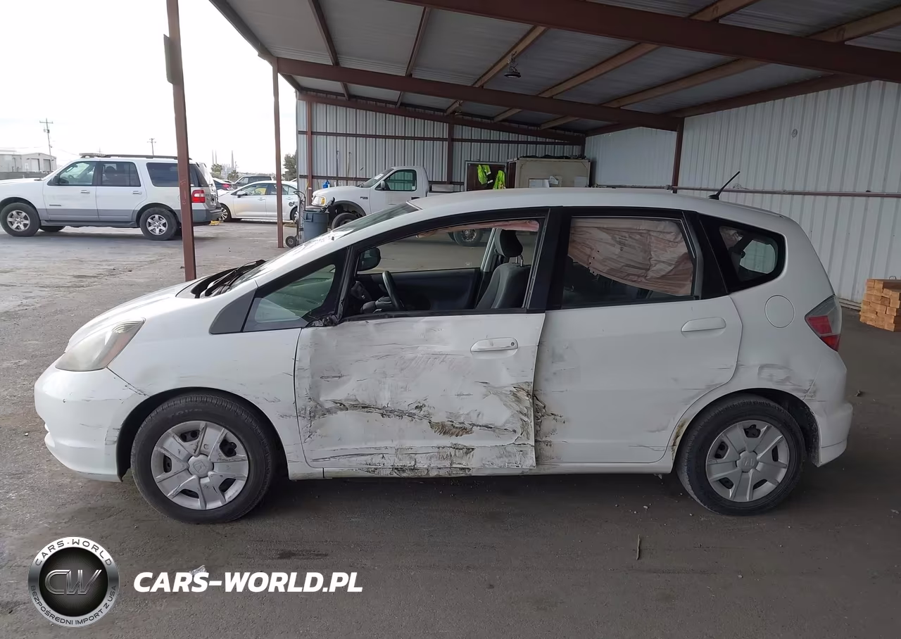 2013 Honda Fit VIN:JHMGE8G30DC047689 - 6