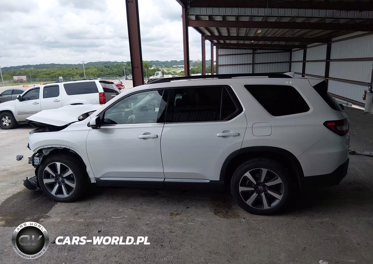 2023 Honda Pilot Awd Touring VIN:5FNYG1H79PB055063 - 15