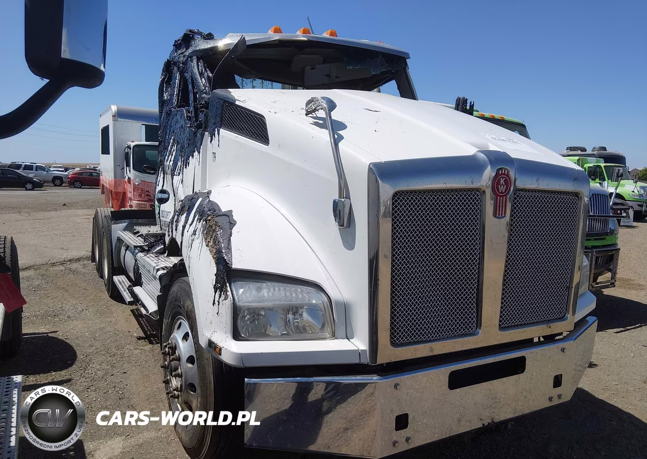 2016 Kenworth Construction T880