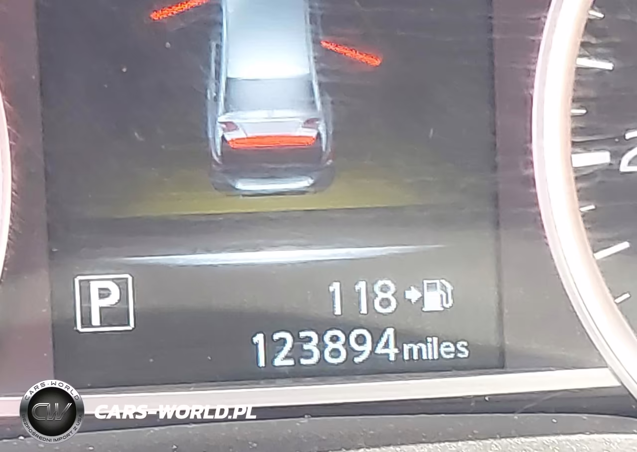 2018 Nissan Sentra S VIN:3N1AB7AP8JY277248 - 15