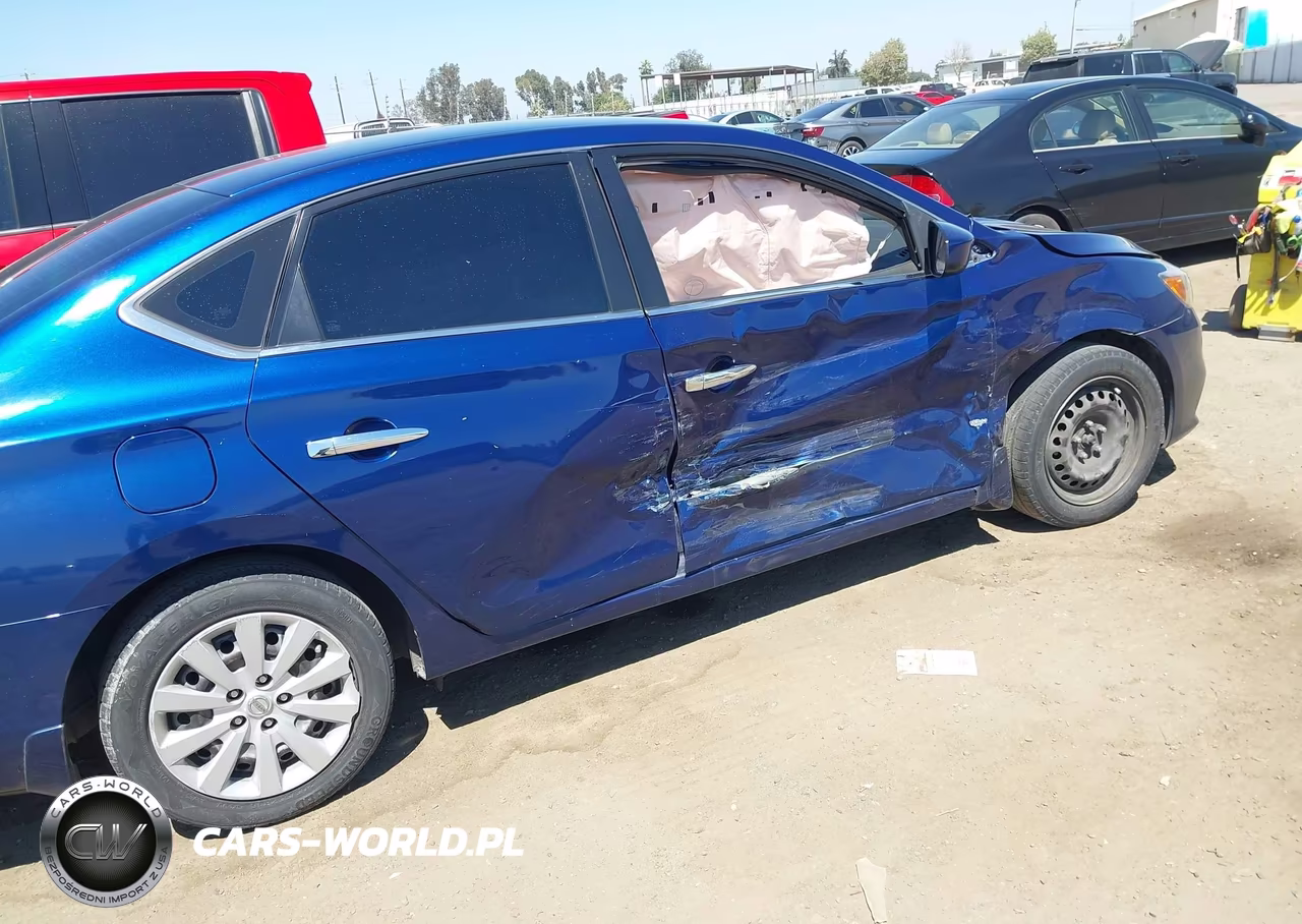 2018 Nissan Sentra S VIN:3N1AB7AP8JY277248 - 6