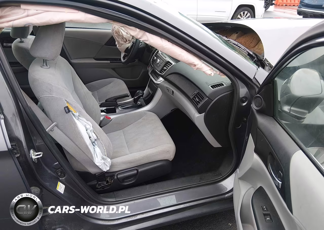 2013 Honda Accord Ex VIN:1HGCR2F7XDA028179 - 5