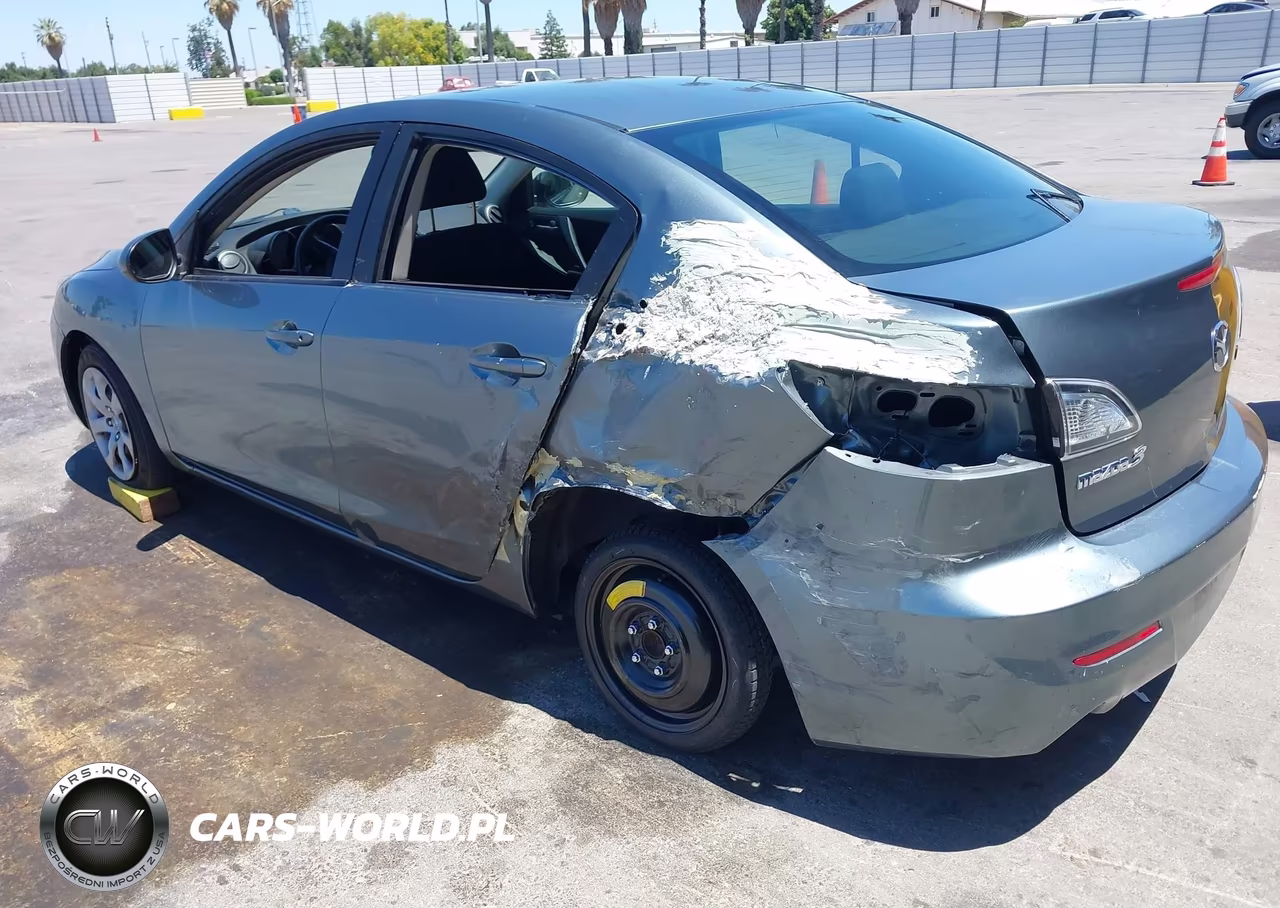 2012 Mazda 3 I VIN:JM1BL1UGXC1506124 - 3