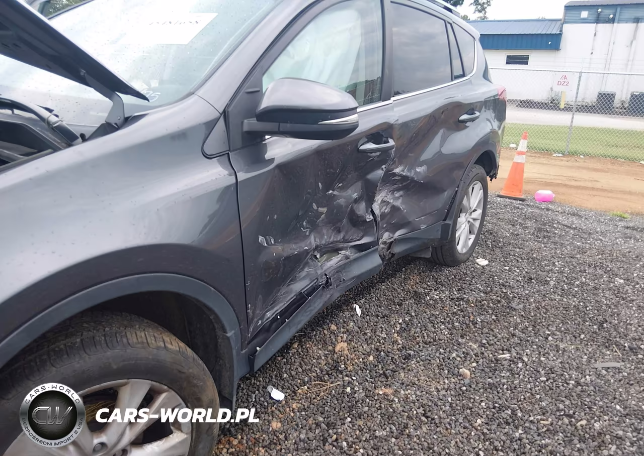2015 Toyota Rav4 Limited VIN:2T3YFREV2FW205138 - 6