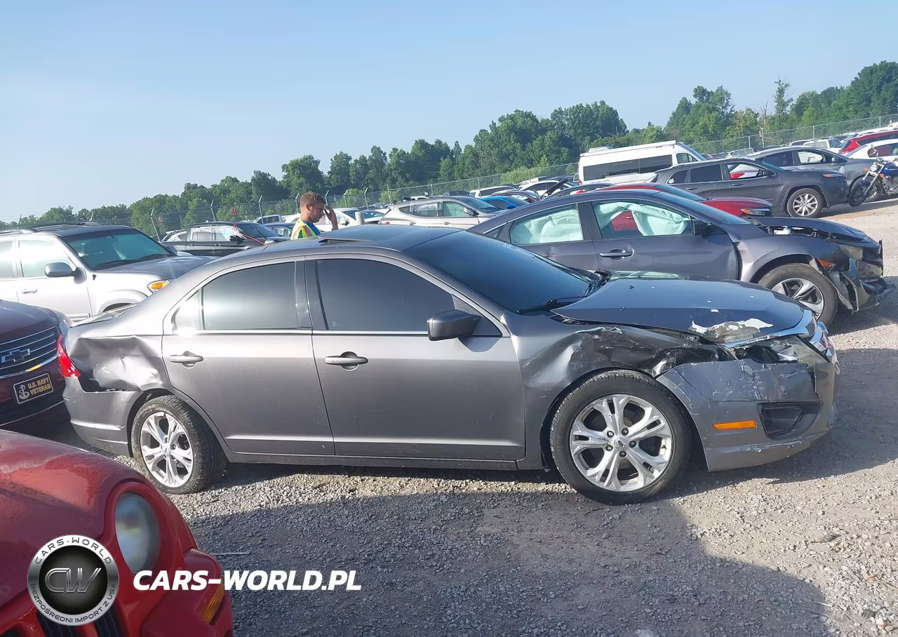 2012 Ford Fusion Se VIN:3FAHP0HA1CR374624 - 13